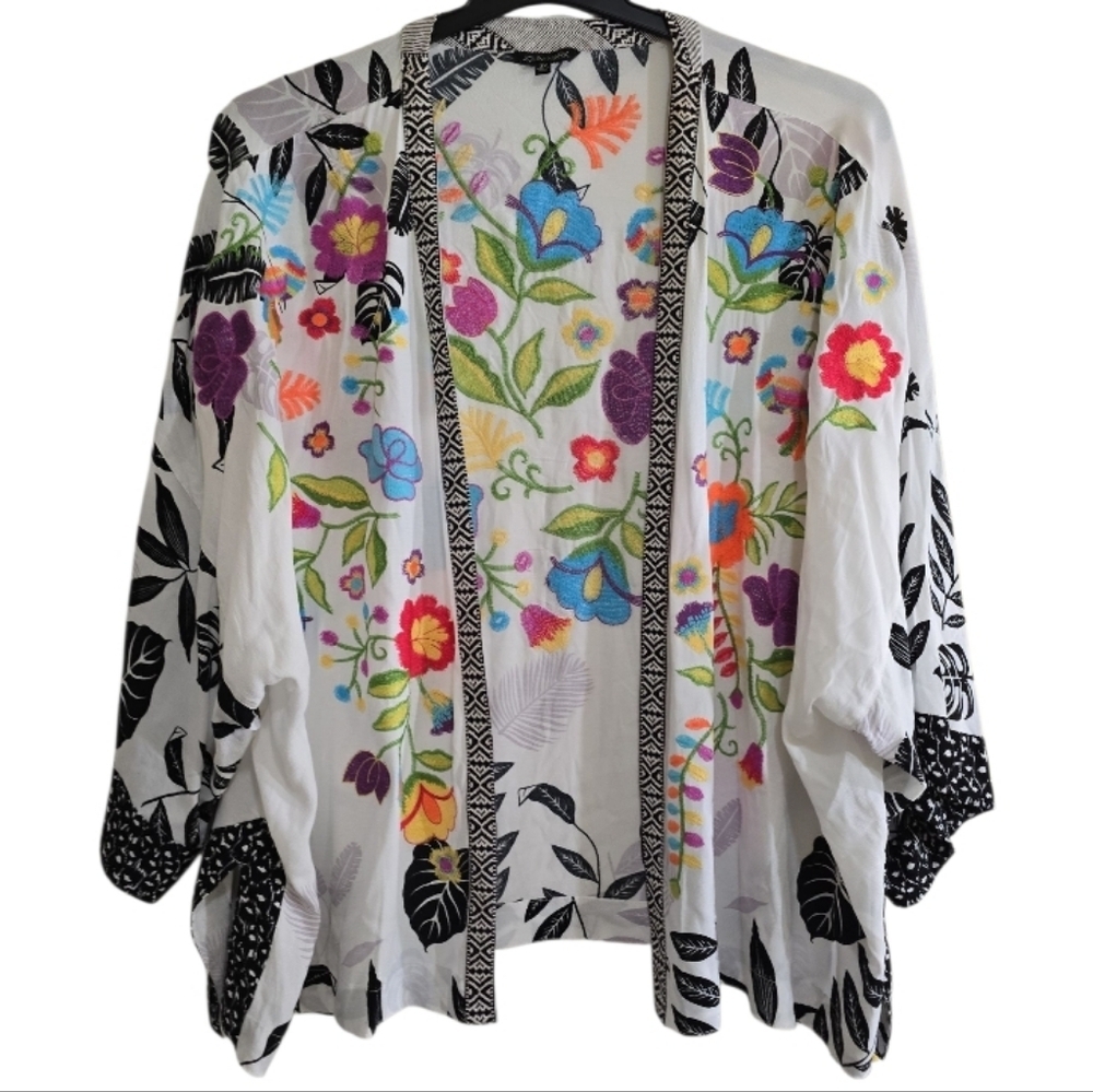 John Mark Kimono Vibrant Colorful Flowers Embroidered 3X Black White Open Front